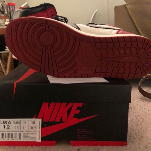 COPY - Air Jordan 1 Retro High OG Bred Toe Size12 - Picture 2 of 7